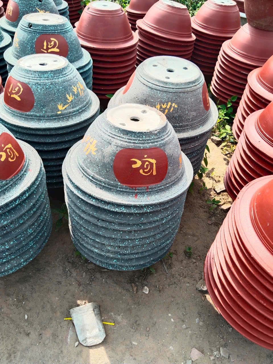 lo-thoat-nuoc-chau-kieng